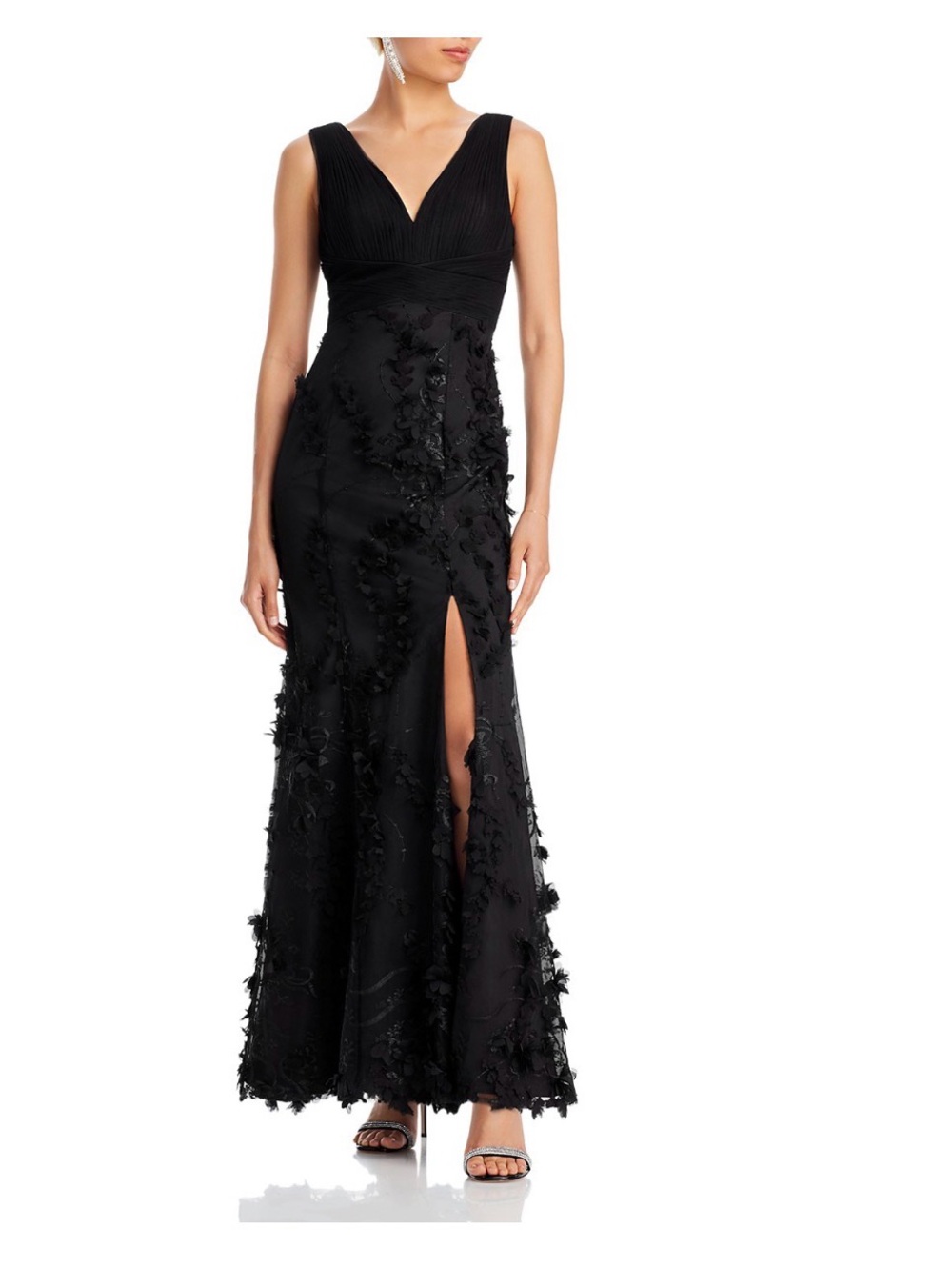 Aidan Mattox Black Embroidered Floral Applique Double V-Neck Mermaid Gown-Size 2